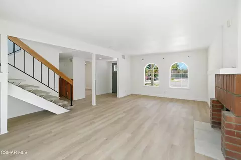 Living - 2183 E Chesterton St, Simi Valley, CA 93065 photo 3 of 6