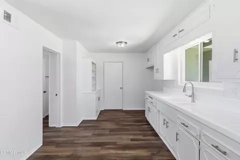 Entry Way - 1692 Alviso St, Simi Valley, CA 93065 photo 2 of 2