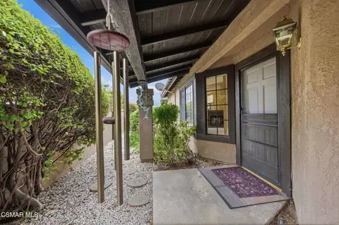 Exterior - 802 Congressional Rd, Simi Valley, CA 93065 photo 4 of 11