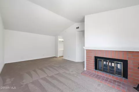 Living - 802 Congressional Rd, Simi Valley, CA 93065 photo 7 of 7