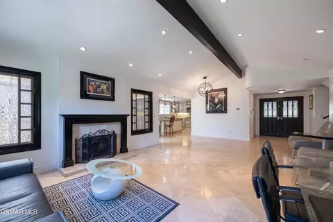 5533 Modena Pl, Agoura Hills, CA 91301