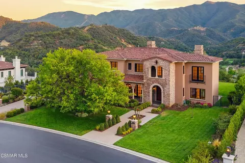 82 Queens Garden Dr, Westlake Village, CA 91361