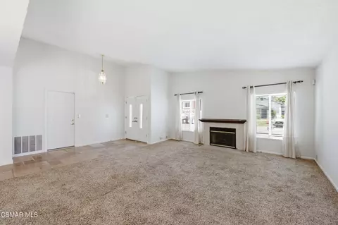 Living - 2720 Goldfield Pl, Simi Valley, CA 93063 photo 4 of 8