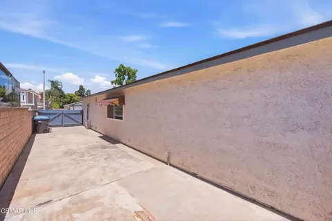 Exterior - 2720 Goldfield Pl, Simi Valley, CA 93063 photo 9 of 11