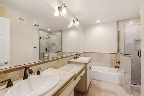 Bath - 2720 Goldfield Pl, Simi Valley, CA 93063 photo 2 of 4