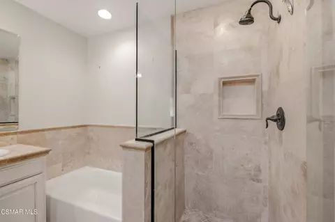 Bath - 2720 Goldfield Pl, Simi Valley, CA 93063 photo 4 of 4