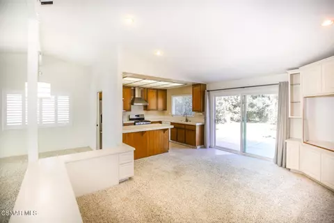 458 Mark Dr, Simi Valley, CA 93065 photo 11