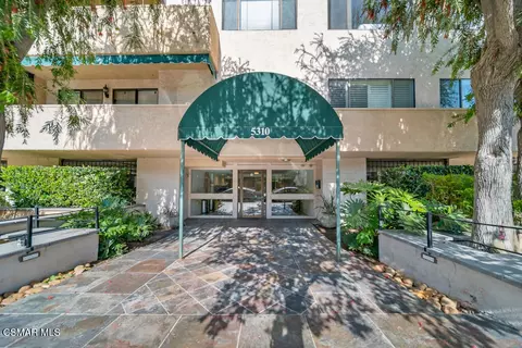 5310 Zelzah Ave #204, Encino, CA 91316