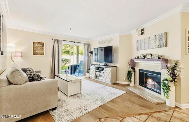 5805 Oak Bend Ln #211, Oak Park, CA 91377