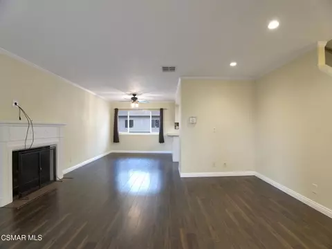 Living - 2162 Euclid Ave, Camarillo, CA 93010 photo 1 of 5
