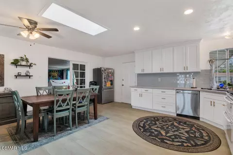 906 Granby St, Simi Valley, CA 93065 photo 12