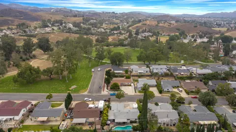 906 Granby St, Simi Valley, CA 93065 photo 3