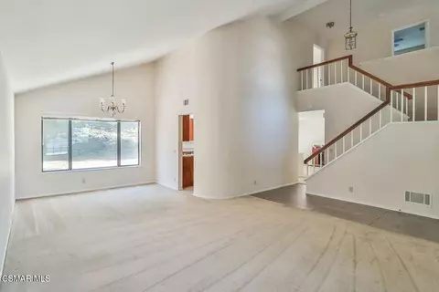 Living - 2155 Meadow Brook Ct, Thousand Oaks, CA 91362 photo 1 of 3