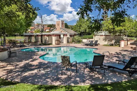 Exterior - 2155 Meadow Brook Ct, Thousand Oaks, CA 91362 photo 6 of 6