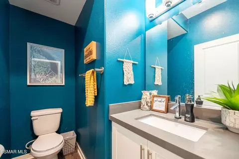 Bath - 2648 Dash Ln, Camarillo, CA 93012 photo 2 of 5