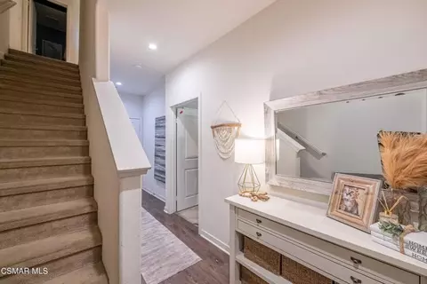 Entry Way - 2648 Dash Ln, Camarillo, CA 93012 photo 3 of 7