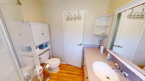 Bath - 1416 Branch Ave, Simi Valley, CA 93065 photo 6 of 10