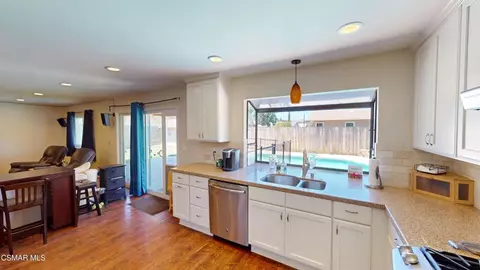 Kitchen - 1416 Branch Ave, Simi Valley, CA 93065 photo 6 of 7