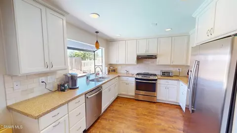 Kitchen - 1416 Branch Ave, Simi Valley, CA 93065 photo 3 of 7