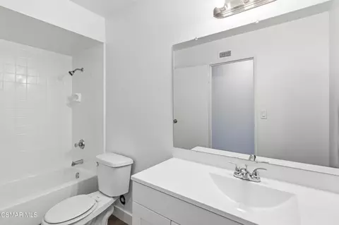 Bath - 5735 Katherine St, Simi Valley, CA 93063 photo 1 of 2