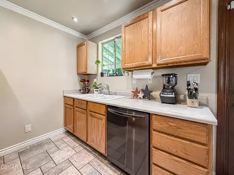 6203 Wisteria St, Simi Valley, CA 93063 photo 11