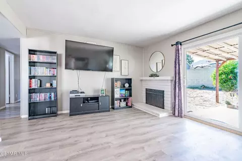 Living - 2145 Cochran St, Simi Valley, CA 93065 photo 1 of 2