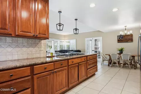 Kitchen - 12400 Cherry Grove St, Moorpark, CA 93021 photo 2 of 4