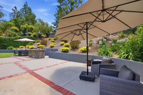 Exterior - 12400 Cherry Grove St, Moorpark, CA 93021 photo 10 of 11