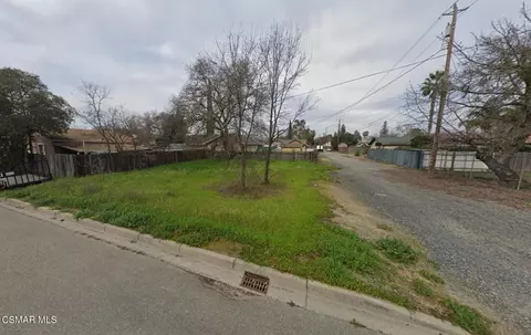 1660 Cedar St, Gridley, CA 95948 photo 2