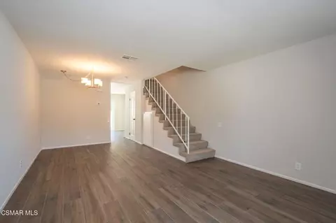Living - 3458 Highwood Ct #199, Simi Valley, CA 93063 photo 3 of 5