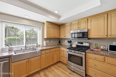 Kitchen - 1951 Augusta Ct, Oxnard, CA 93036 photo 4 of 5
