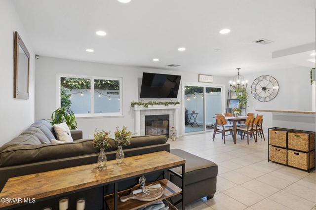 228 Hill Ranch Dr, Thousand Oaks, CA 91362