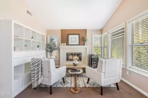 Living - 515 Chippendale Ave, Simi Valley, CA 93065 photo 10 of 10