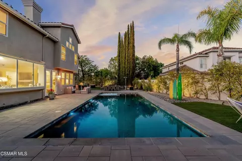 Exterior - 515 Chippendale Ave, Simi Valley, CA 93065 photo 5 of 15