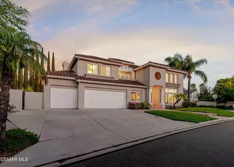 Exterior - 515 Chippendale Ave, Simi Valley, CA 93065 photo 6 of 15