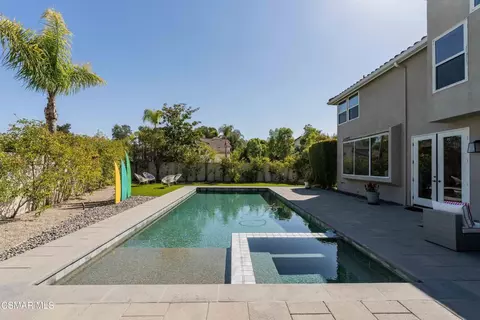 Exterior - 515 Chippendale Ave, Simi Valley, CA 93065 photo 12 of 15