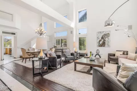 Living - 515 Chippendale Ave, Simi Valley, CA 93065 photo 1 of 10
