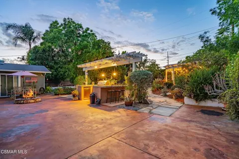 Exterior - 4481 Bidwell St, Simi Valley, CA 93063 photo 5 of 32