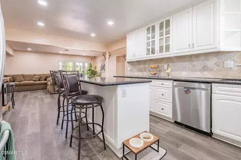 Kitchen - 4481 Bidwell St, Simi Valley, CA 93063 photo 7 of 8