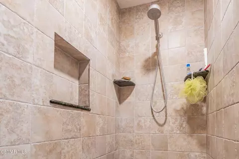 Bath - 4481 Bidwell St, Simi Valley, CA 93063 photo 4 of 6