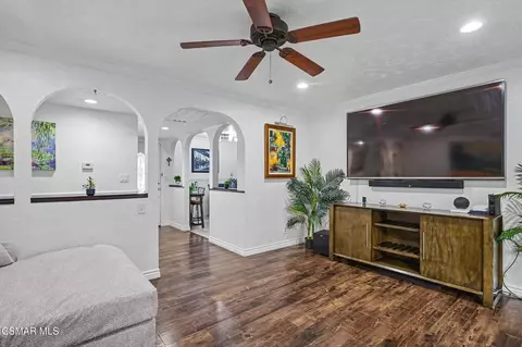 Entry Way - 2248 Athens Ave, Simi Valley, CA 93065 photo 1 of 1