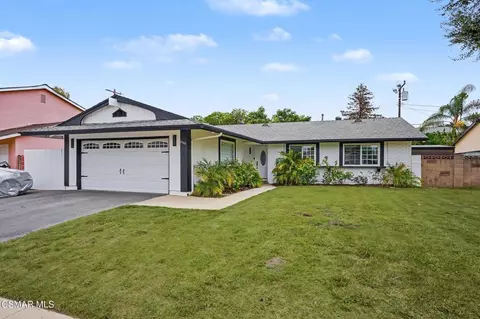 Exterior - 2248 Athens Ave, Simi Valley, CA 93065 photo 2 of 9