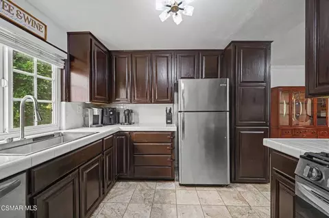 Kitchen - 2248 Athens Ave, Simi Valley, CA 93065 photo 2 of 3