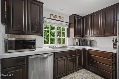 Kitchen - 2248 Athens Ave, Simi Valley, CA 93065 photo 3 of 3