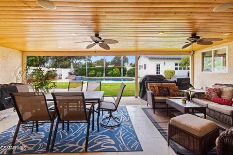 Exterior - 3079 Waco Ave, Simi Valley, CA 93063 photo 3 of 7