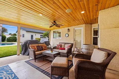 Exterior - 3079 Waco Ave, Simi Valley, CA 93063 photo 4 of 7