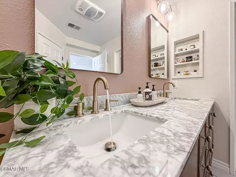 Bath - 619 Hooper Ave, Simi Valley, CA 93065 photo 4 of 6