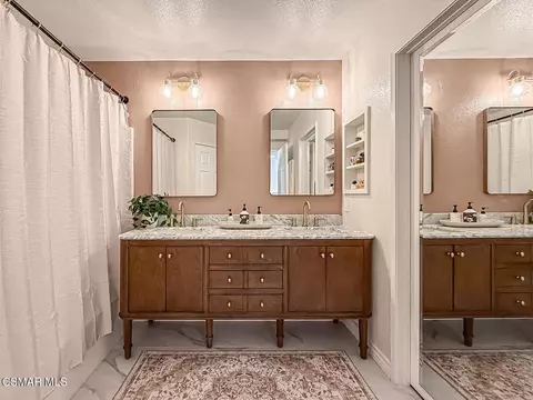 Bath - 619 Hooper Ave, Simi Valley, CA 93065 photo 3 of 6