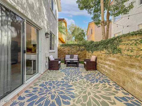 Exterior - 619 Hooper Ave, Simi Valley, CA 93065 photo 4 of 9