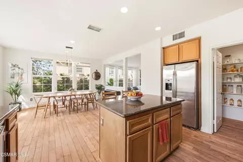 Kitchen - 2266 Swift Fox Ct, Simi Valley, CA 93065 photo 6 of 6